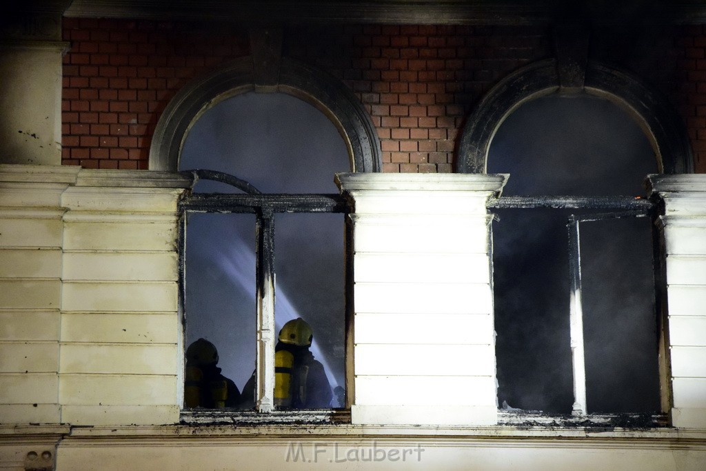 Feuer 2 Y Koeln Ehrenfeld Everhardtstr P154.JPG - Miklos Laubert